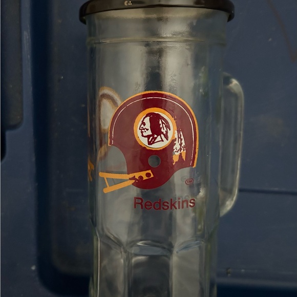 Redskins Fisher Peanuts Glass/Jar with lid - Picture 3 of 6
